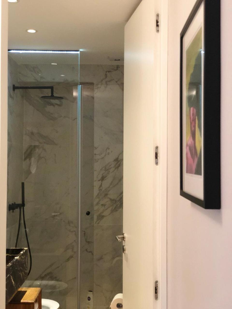 Ultra Chic Santa Catarina Apartment *