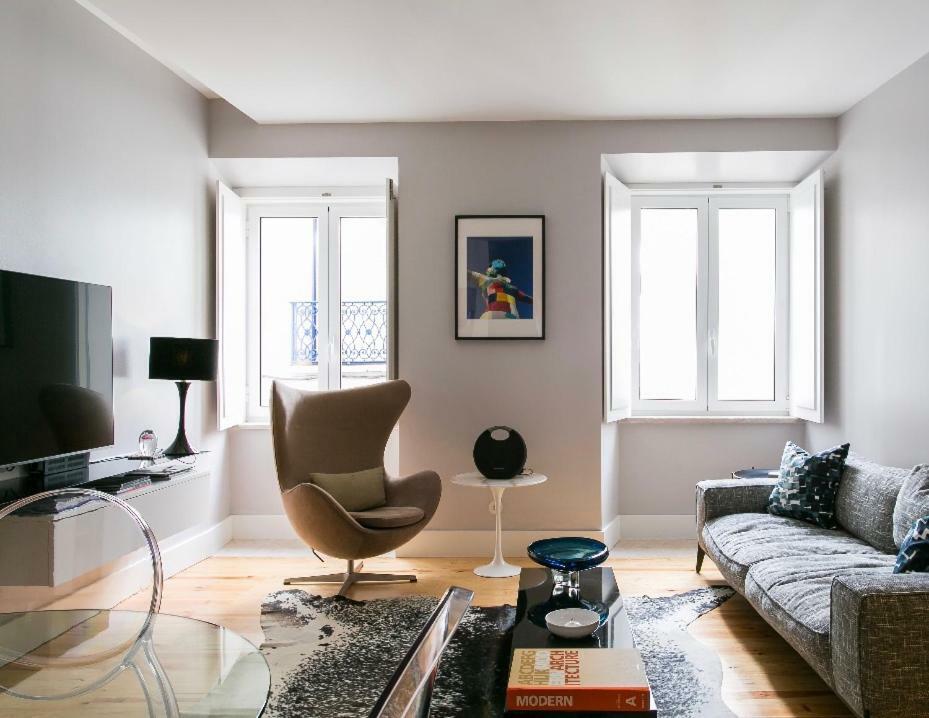 Ultra Chic Santa Catarina Apartment